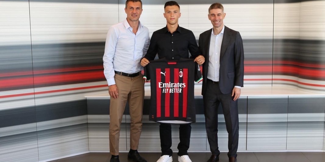 2EF3D102-CFE5-49AD-906A-E44C0B830750